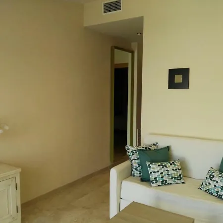 Atico Plaza Constitucion Apartment